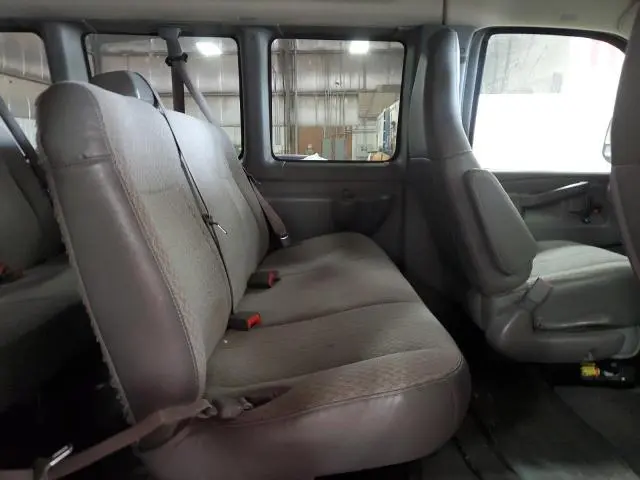 2017 CHEVROLET EXPRESS G3500 LT  