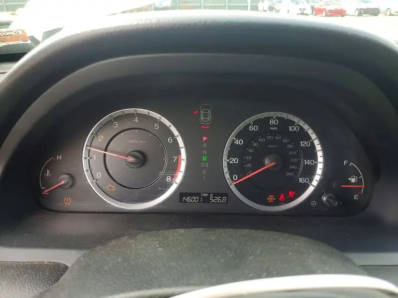 2011 HONDA ACCORD LXP  