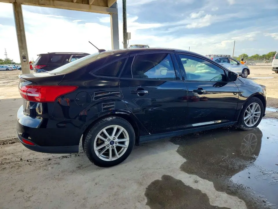 2018 FORD FOCUS SE  