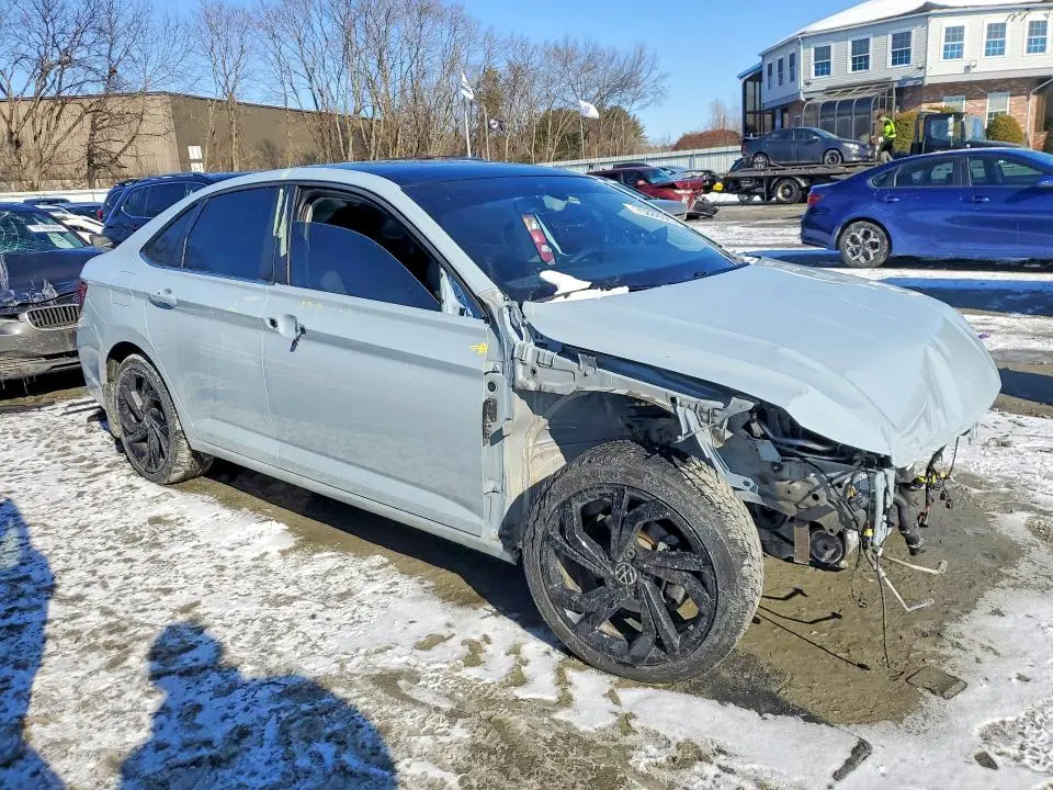 2025 VOLKSWAGEN JETTA SE  