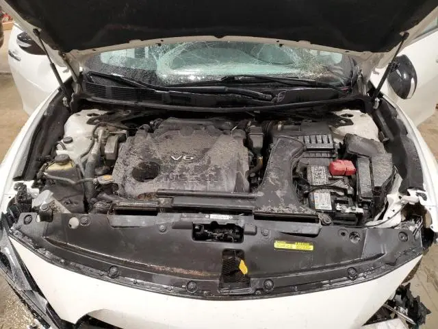 2023 NISSAN MAXIMA SV  