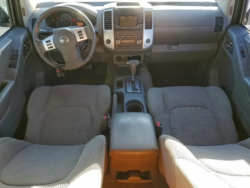 2015 NISSAN FRONTIER S  