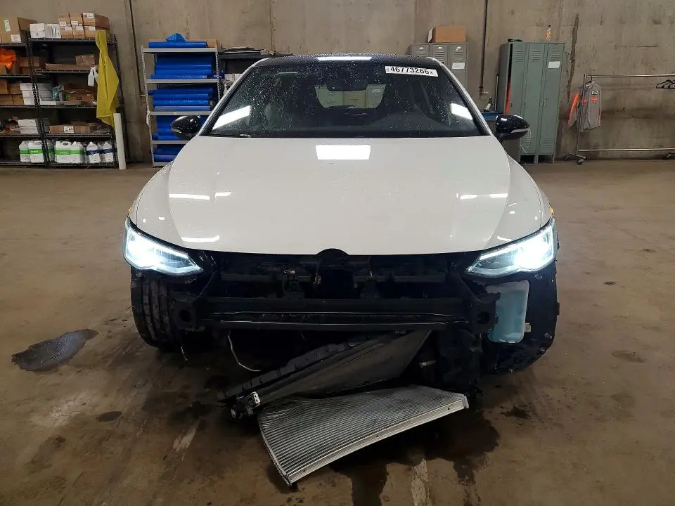 2024 VOLKSWAGEN GTI SE  