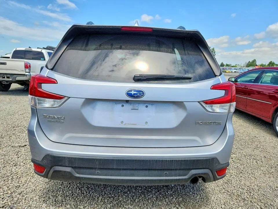 2021 SUBARU FORESTER LIMITED  
