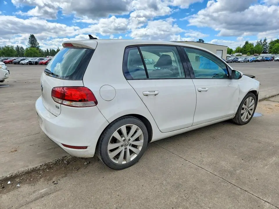 2012 VOLKSWAGEN GOLF   