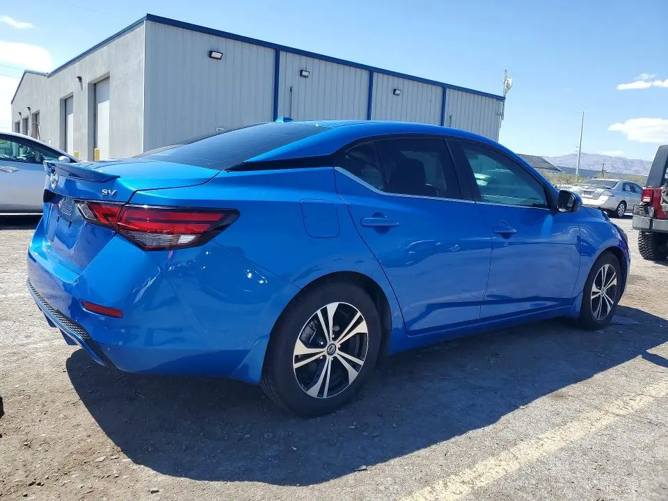 2022 NISSAN SENTRA SV  