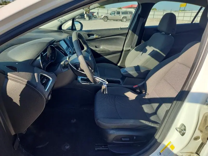 2019 CHEVROLET CRUZE LT  