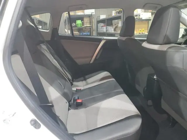 2015 TOYOTA RAV4 LE  