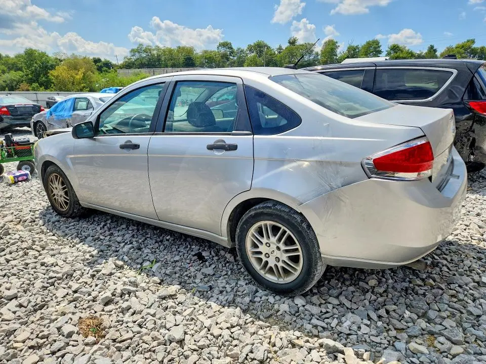 2010 FORD FOCUS SE  
