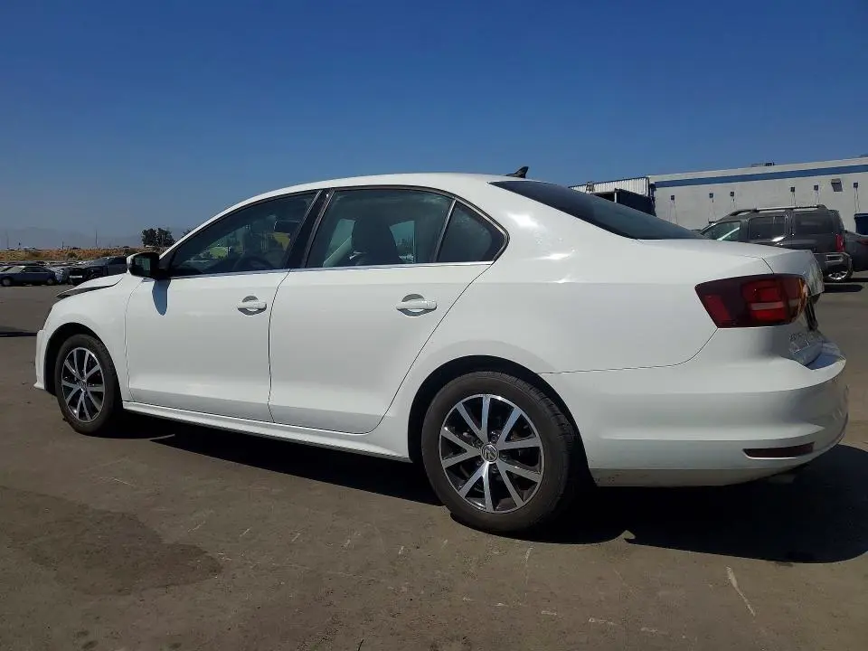 2017 VOLKSWAGEN JETTA SE  