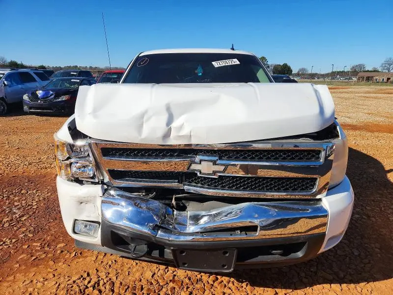 2011 CHEVROLET SILVERADO K1500 LT  