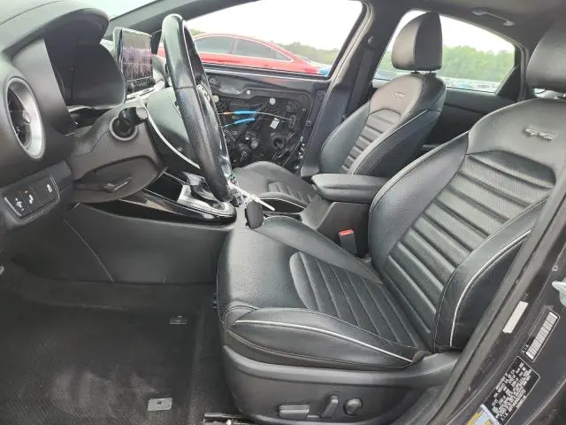 2022 KIA FORTE GT LINE  