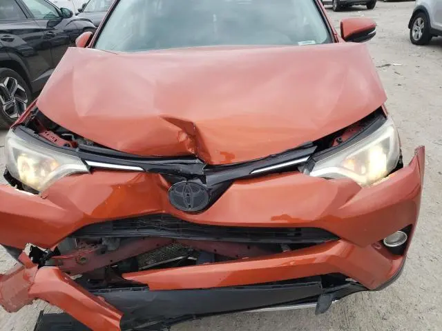 2016 TOYOTA RAV4 XLE  