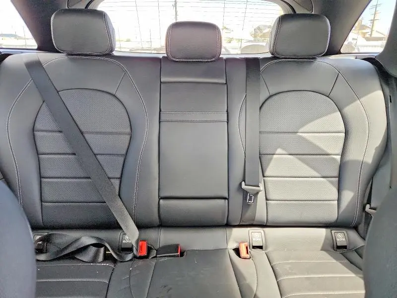 2019 MERCEDES-BENZ GLC 300  