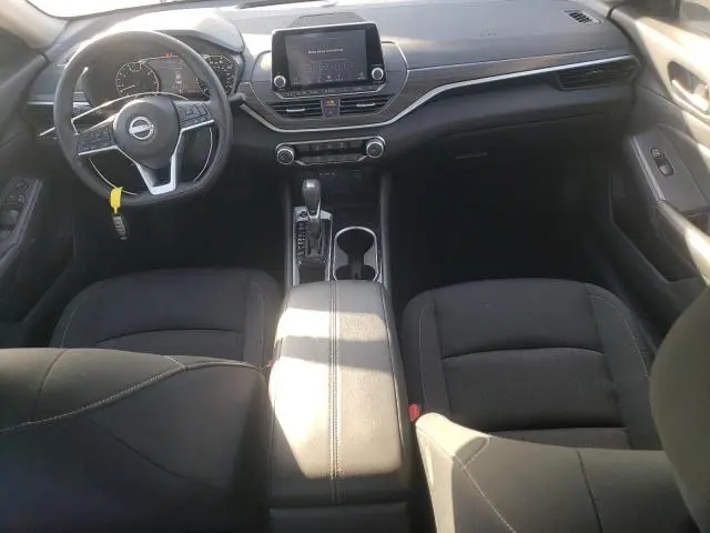 2024 NISSAN ALTIMA SV  