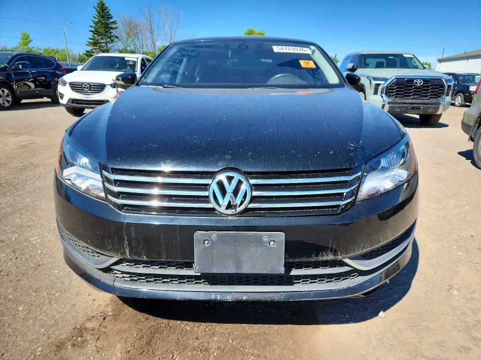 2015 VOLKSWAGEN PASSAT S  