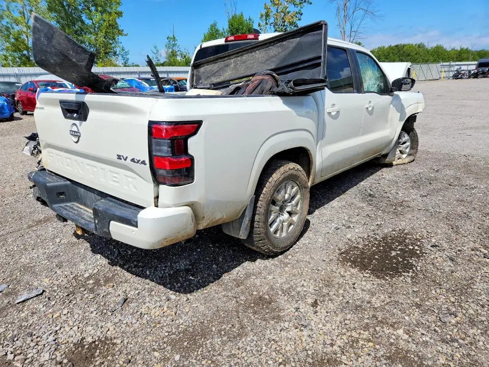 2023 NISSAN FRONTIER SV  