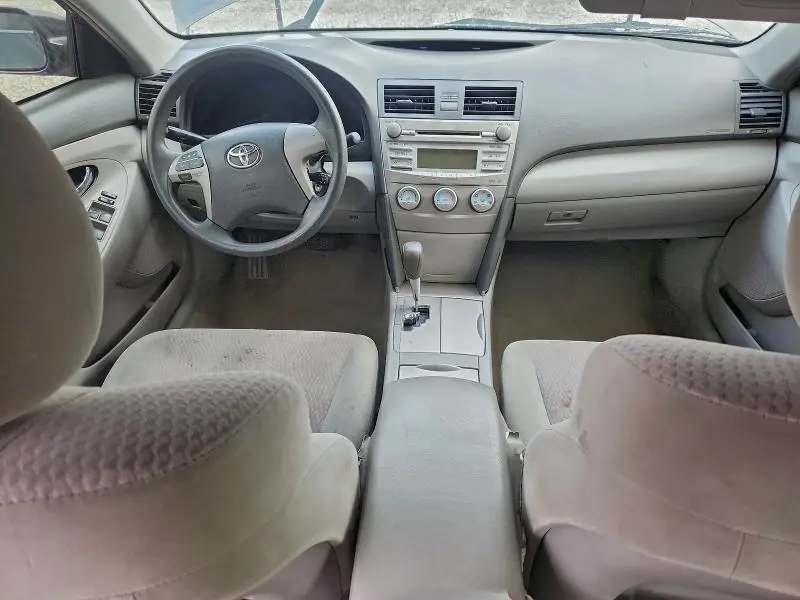 2010 TOYOTA CAMRY BASE  