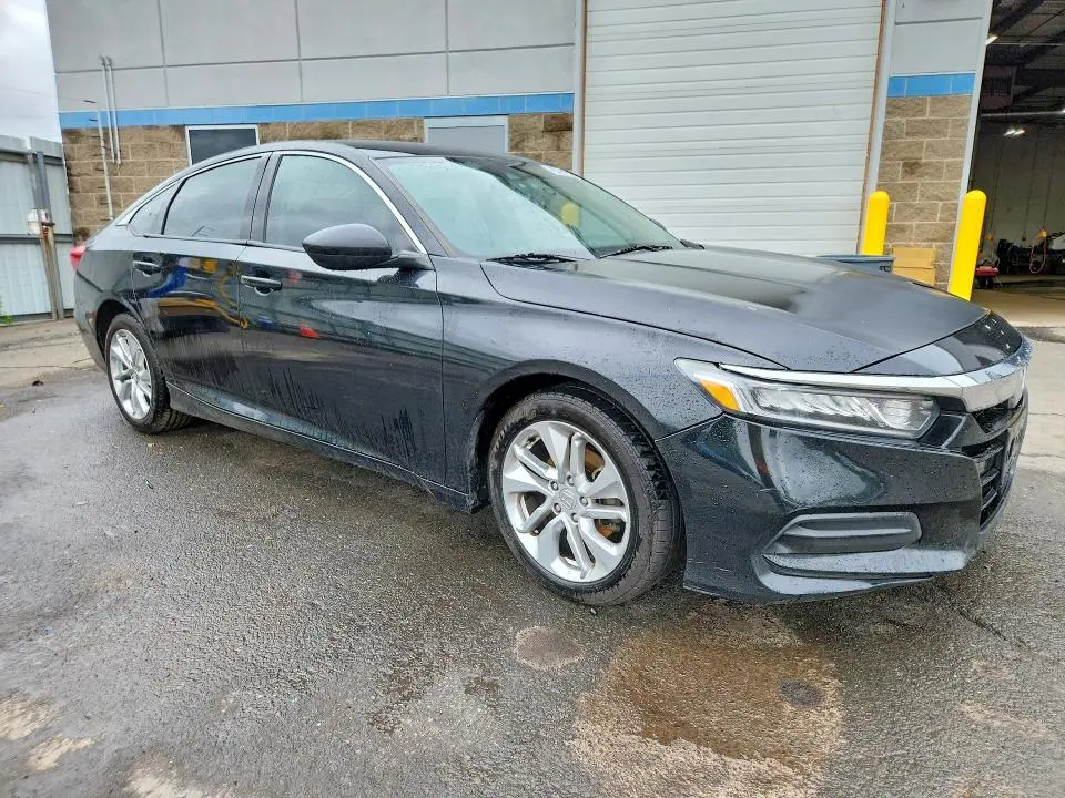 2018 HONDA ACCORD LX  