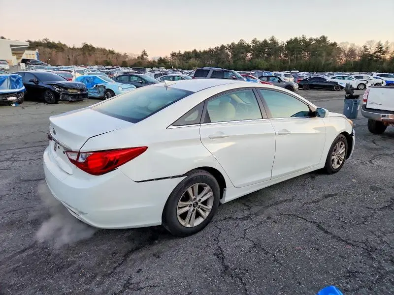 2013 HYUNDAI SONATA GLS  