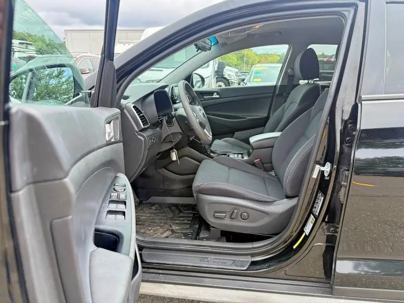 2019 HYUNDAI TUCSON SEL  