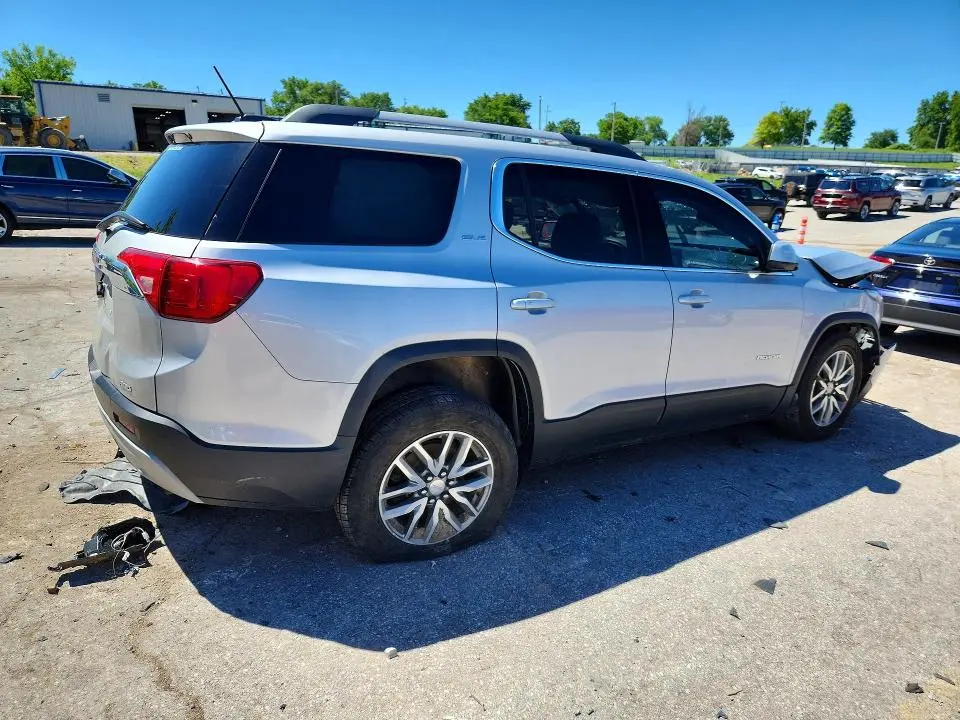 2017 GMC ACADIA SLE  