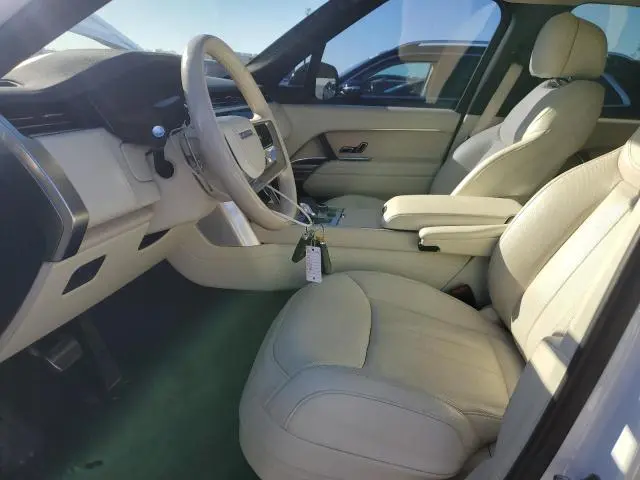 2023 LAND ROVER RANGE ROVER SE  