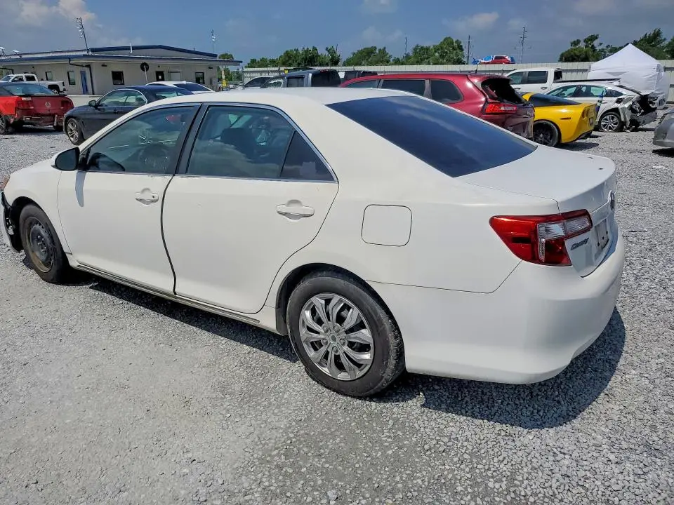 2014 TOYOTA CAMRY LE  