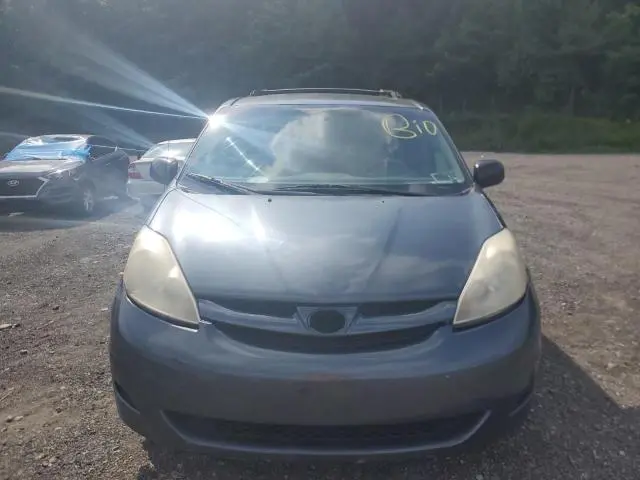 2010 TOYOTA SIENNA CE  