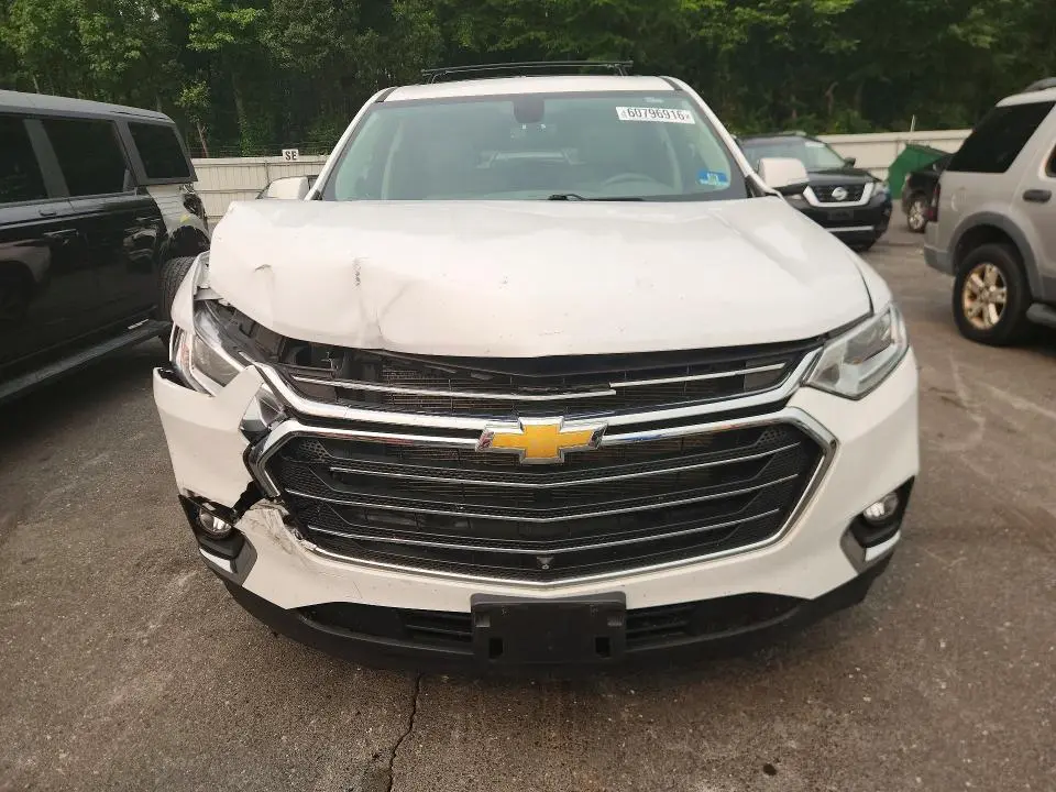 2020 CHEVROLET TRAVERSE LT  
