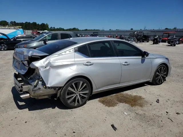 2022 NISSAN ALTIMA SR  