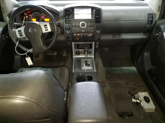 2012 NISSAN PATHFINDER S  