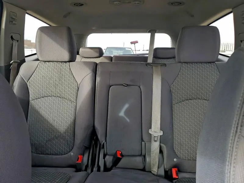 2012 CHEVROLET TRAVERSE LT  