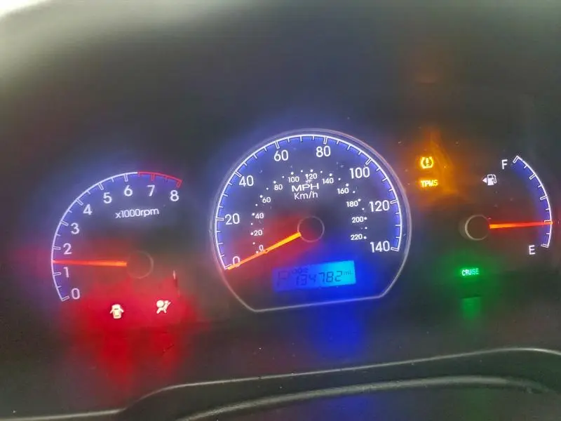 2010 HYUNDAI ELANTRA BLUE  