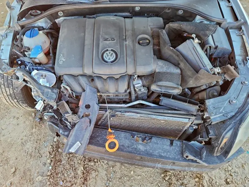 2012 VOLKSWAGEN PASSAT SE  