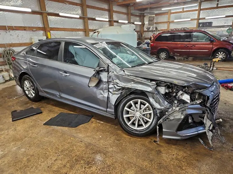 2019 HYUNDAI SONATA SE  