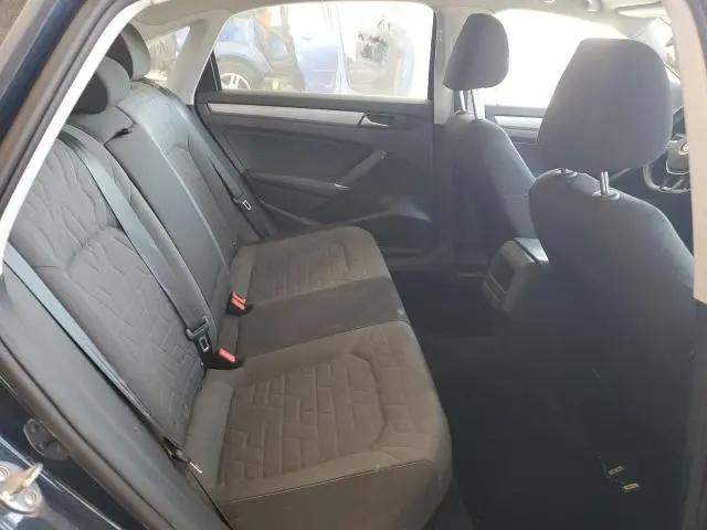 2021 VOLKSWAGEN PASSAT S  