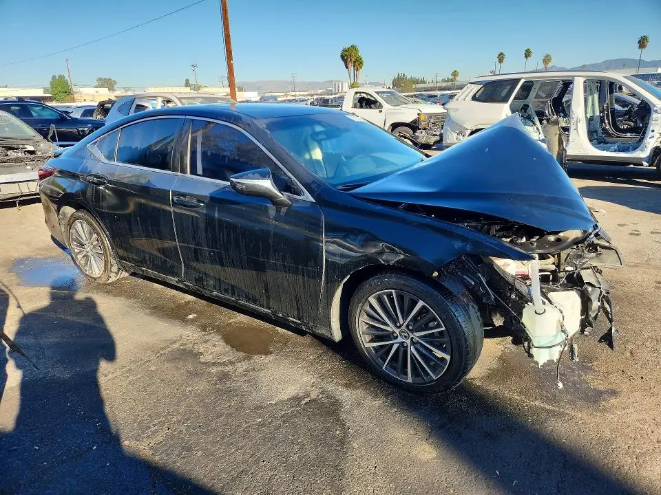 2023 LEXUS ES 300H BASE  