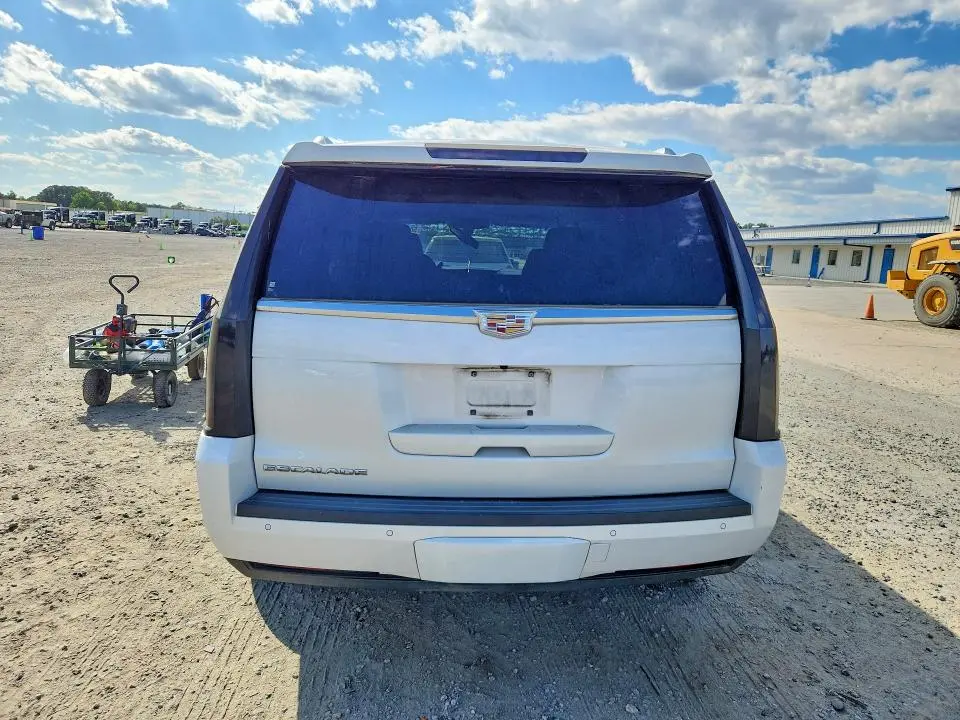 2016 CADILLAC ESCALADE   