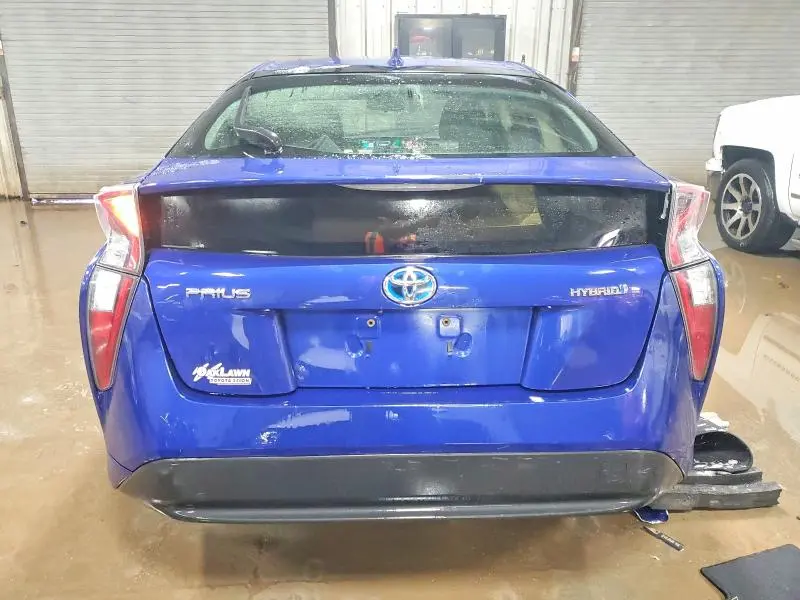 2016 TOYOTA PRIUS   