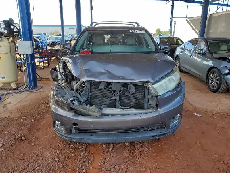 2016 TOYOTA HIGHLANDER LIMITED  