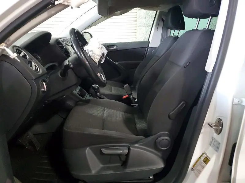 2017 VOLKSWAGEN TIGUAN S  