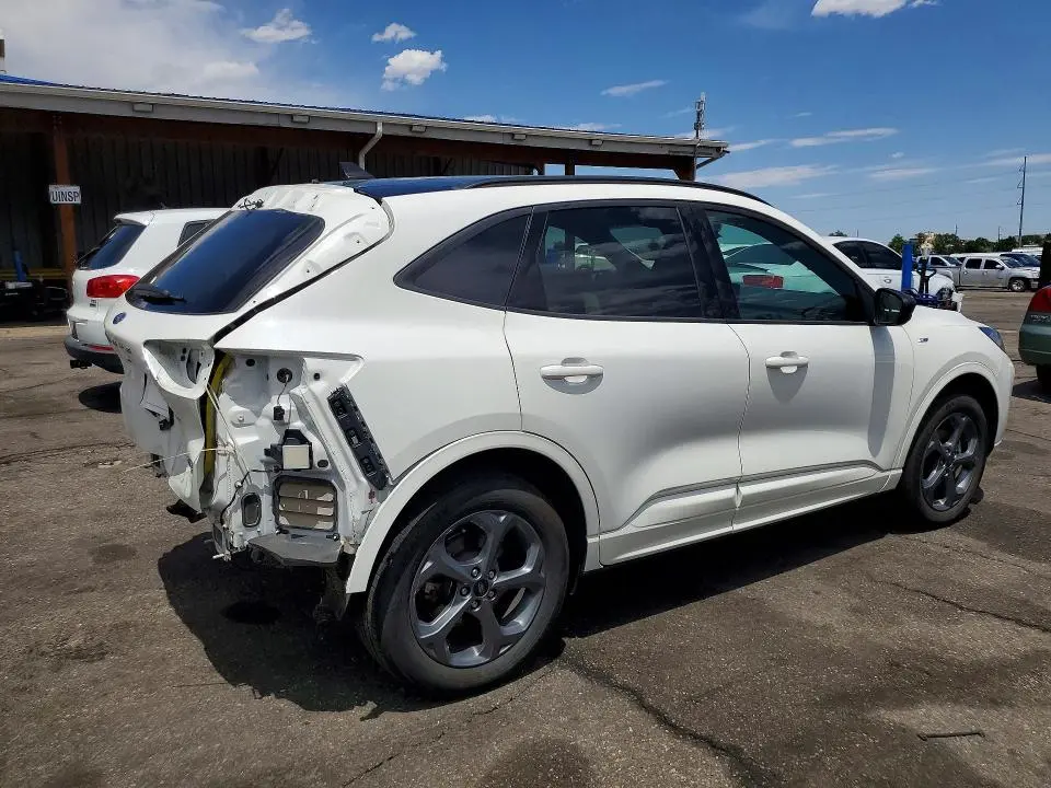 2024 FORD ESCAPE ST LINE  