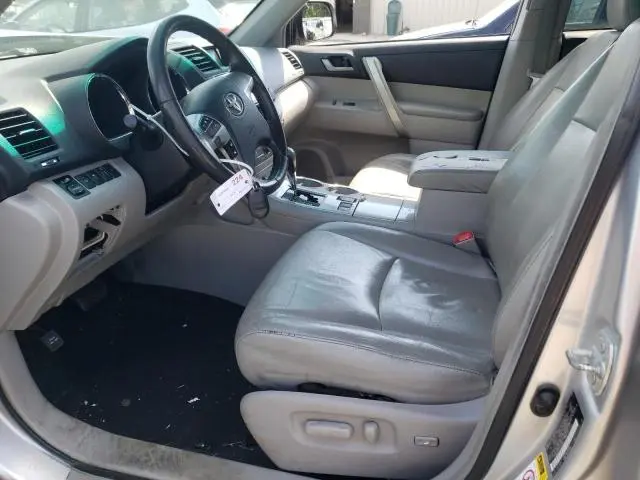 2013 TOYOTA HIGHLANDER BASE  