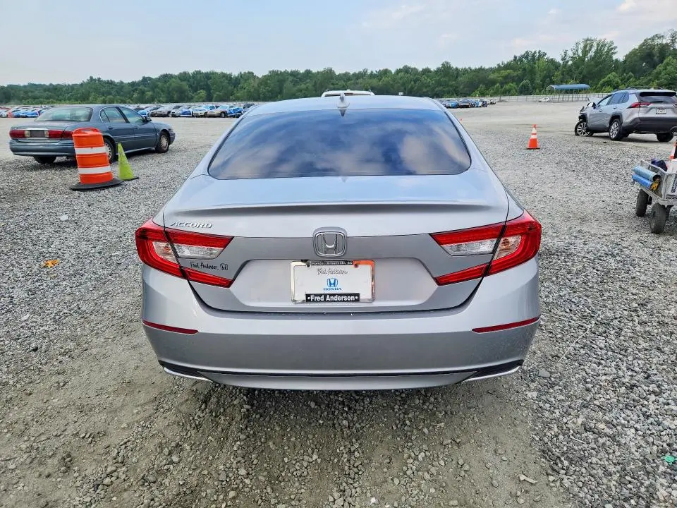 2019 HONDA ACCORD LX  