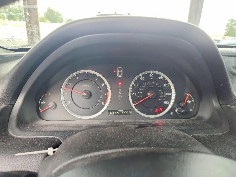 2011 HONDA ACCORD LXP  