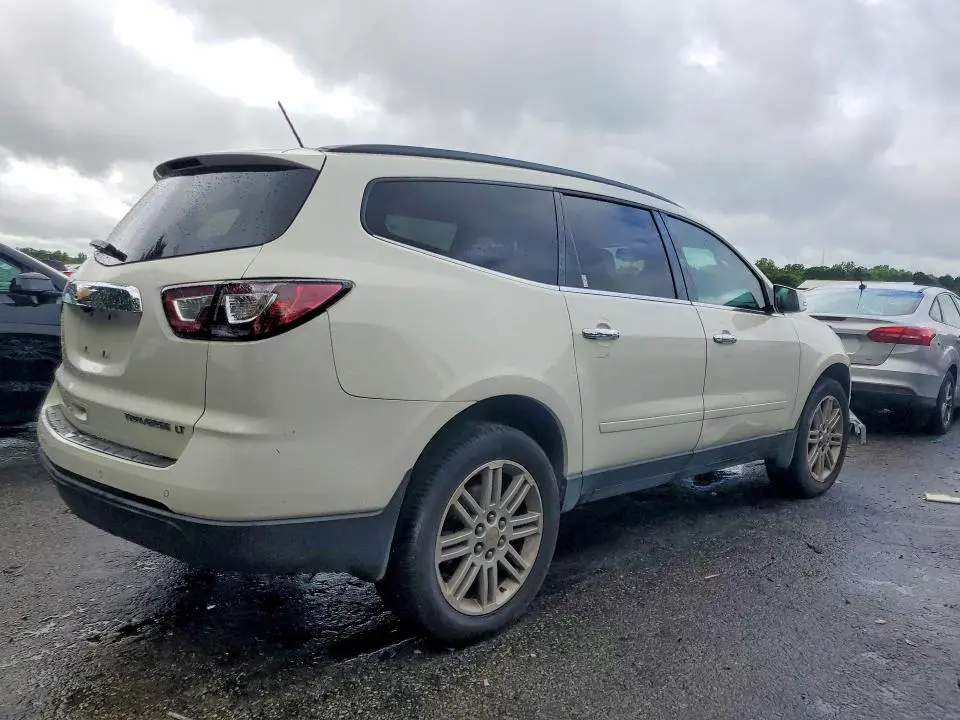 2015 CHEVROLET TRAVERSE LT  