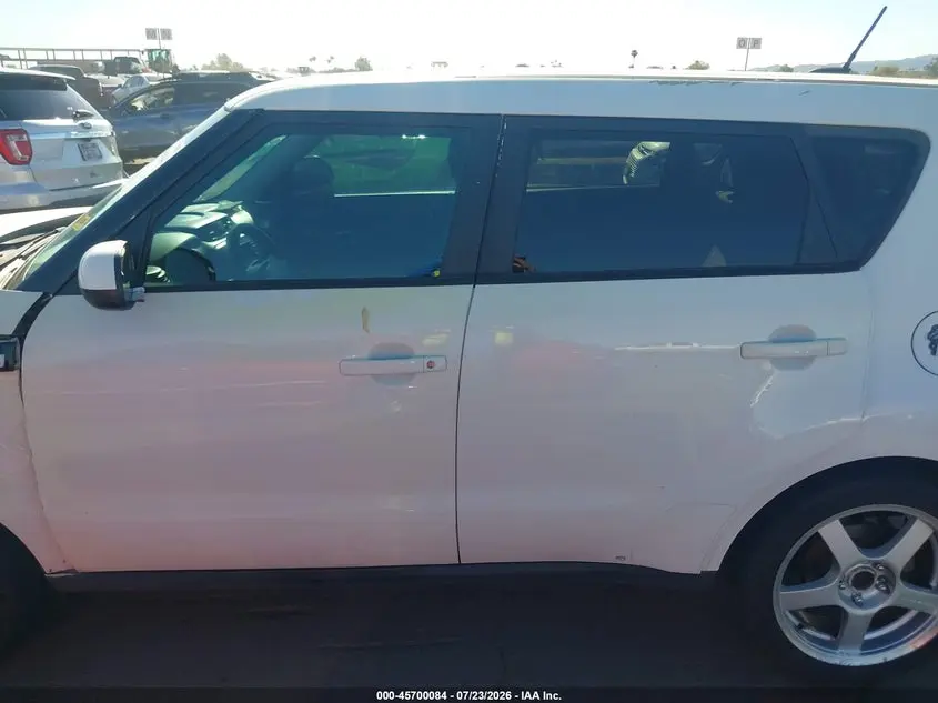 2015 KIA SOUL  