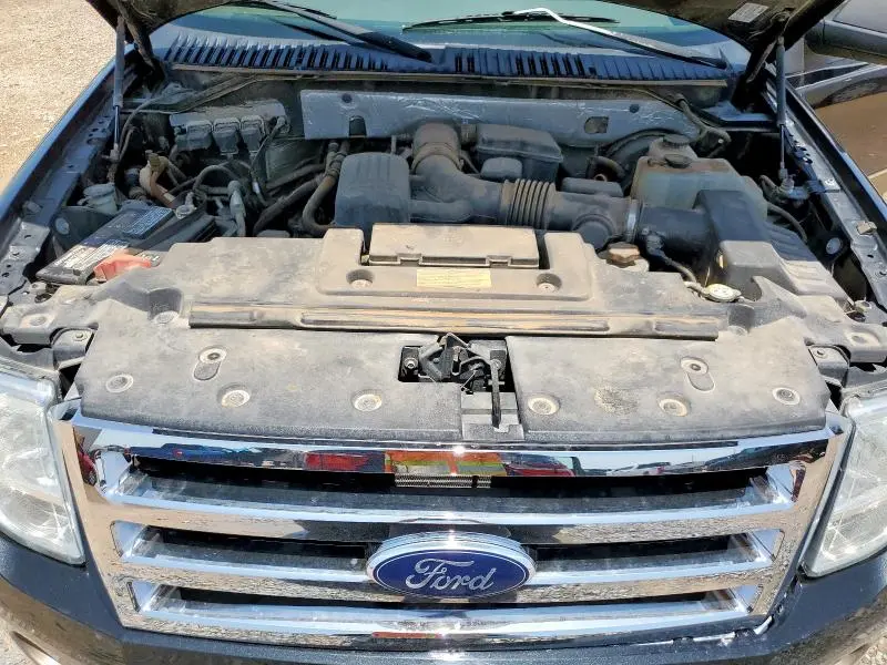 2013 FORD EXPEDITION XLT  