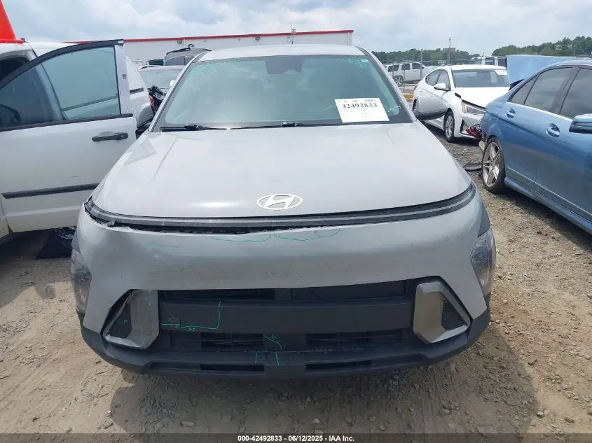 2024 HYUNDAI KONA SE